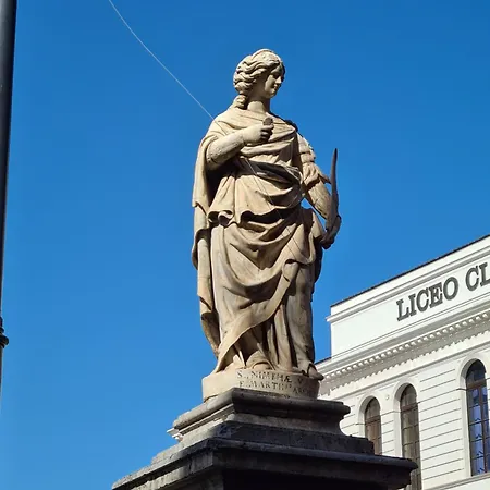 La Loggia Dei Re *